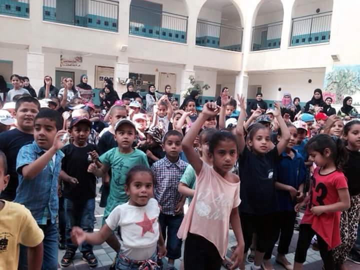  بالصور: مدرسة الزهراء الابتدائية تنظم مهرجان لطلاب البساتين والصفوف الاولى